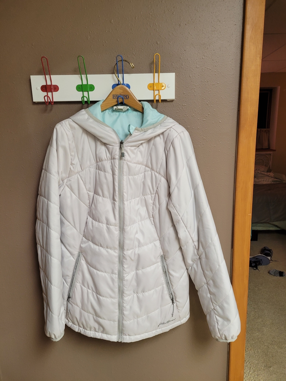 Eddie Bauer Reversible White/ Blue Quilted Hooded Puffer Jacket